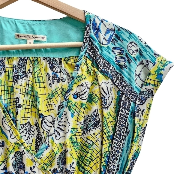 100% Silk Nanette Lepore "Ciao Bella" Print Wrap Blouse, Size Small - Picture 4 of 10